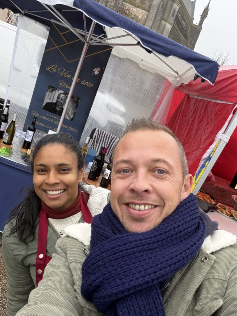 Bonne ambiance sur les marchés - Le Vin En Soie